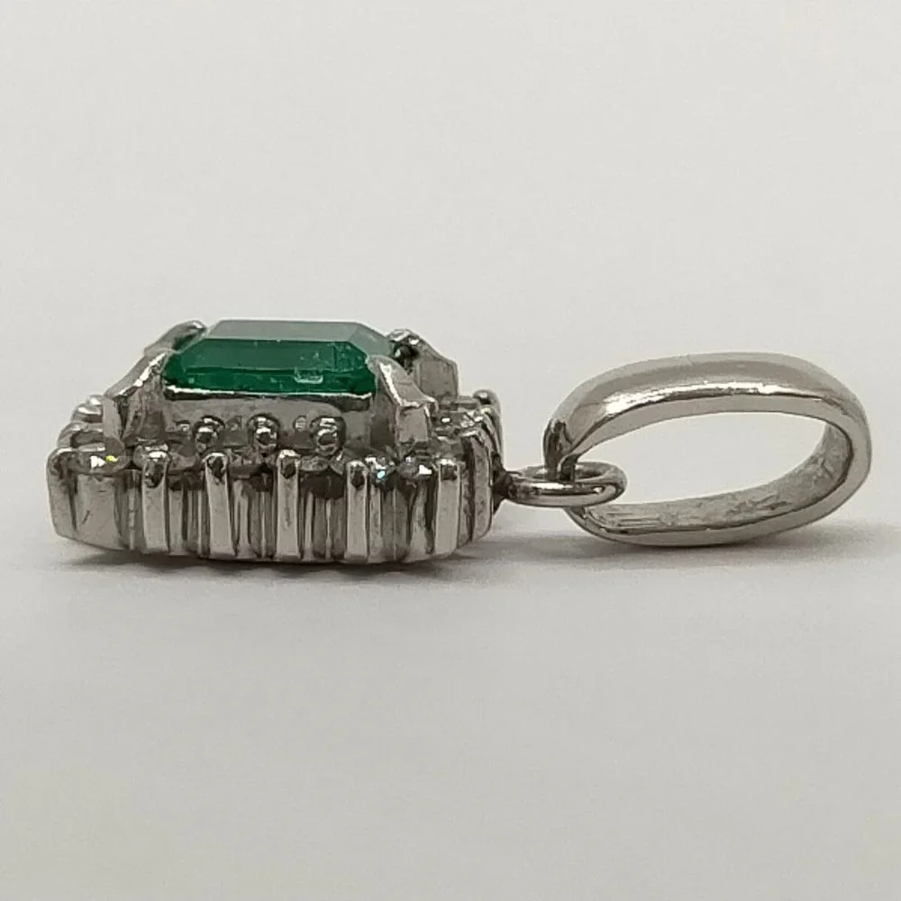 Jewelry Pendant Head Emerald 0.39ct Platinum swank - Picture 5 of 9